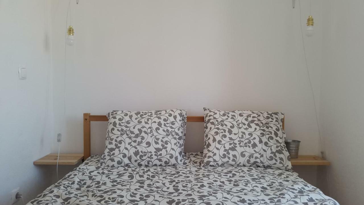 Apartamentos Tejo à Vista Lisbona Esterno foto