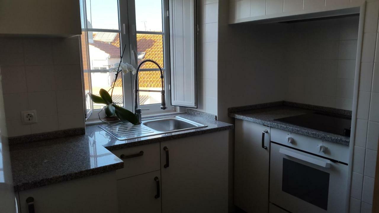 Apartamentos Tejo à Vista Lisbona Esterno foto