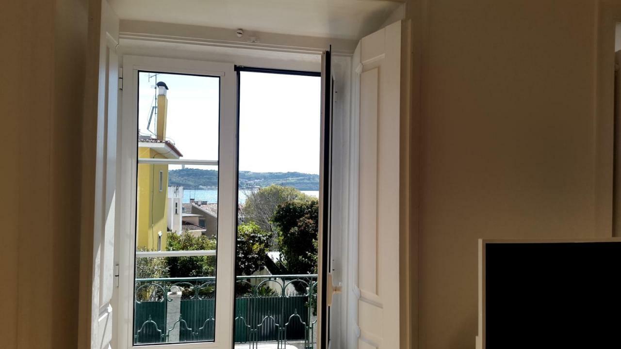 Apartamentos Tejo à Vista Lisbona Esterno foto